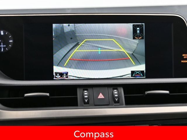 2021 Lexus ES 300h Luxury