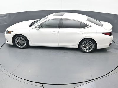 2021 Lexus ES 300h Luxury