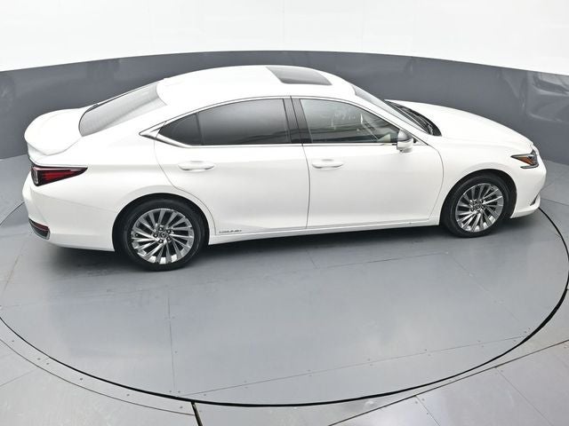 2021 Lexus ES 300h Luxury