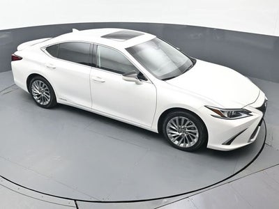 2021 Lexus ES 300h Luxury