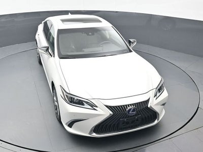 2021 Lexus ES 300h Luxury