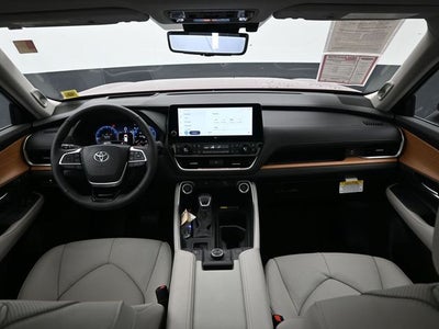 2025 Toyota Grand Highlander Platinum