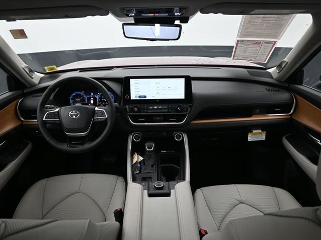 2025 Toyota Grand Highlander Platinum