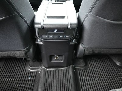 2025 Toyota Grand Highlander LE