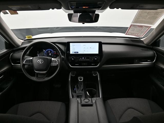 2025 Toyota Grand Highlander LE