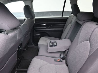 2025 Toyota Grand Highlander LE