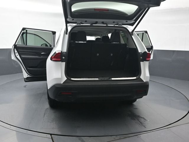 2025 Toyota Grand Highlander LE