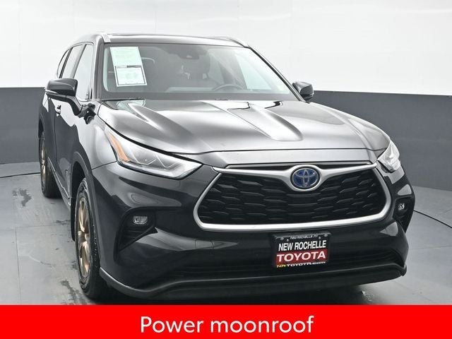 2023 Toyota Highlander Hybrid Bronze Edition