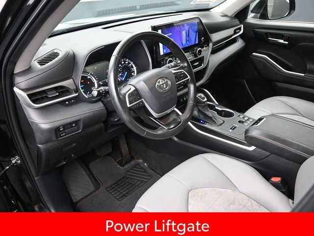 2023 Toyota Highlander Hybrid Bronze Edition