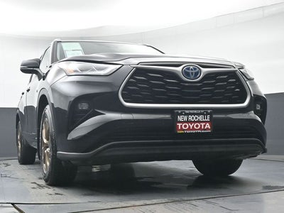 2023 Toyota Highlander Hybrid Bronze Edition