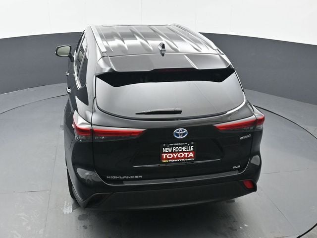 2023 Toyota Highlander Hybrid Bronze Edition