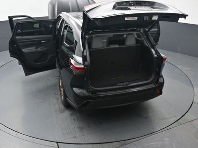 2023 Toyota Highlander Hybrid Bronze Edition