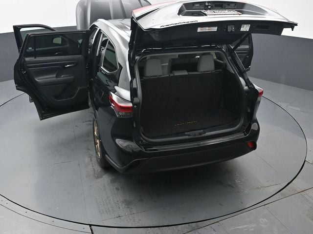 2023 Toyota Highlander Hybrid Bronze Edition