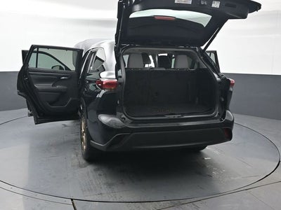 2023 Toyota Highlander Hybrid Bronze Edition