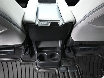 2025 Toyota Sienna LE 8 Passenger