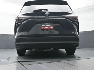 2025 Toyota Sienna LE 8 Passenger
