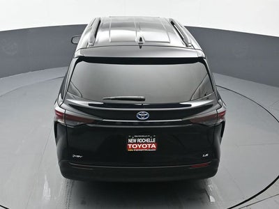 2025 Toyota Sienna LE 8 Passenger