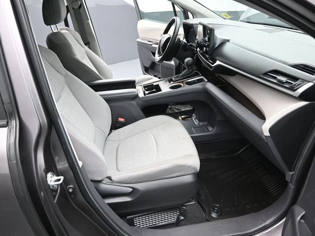 2024 Toyota Sienna LE 8 Passenger