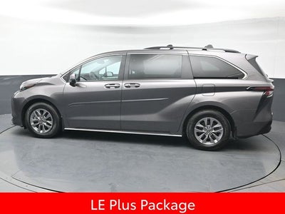 2024 Toyota Sienna LE 8 Passenger