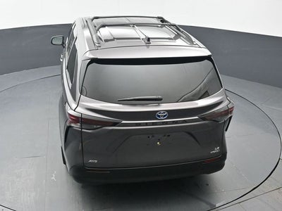 2024 Toyota Sienna LE 8 Passenger