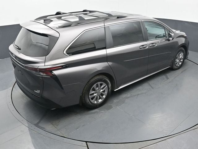 2024 Toyota Sienna LE 8 Passenger