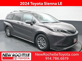 2024 Toyota Sienna LE 8 Passenger