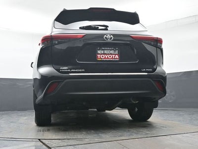 2022 Toyota Highlander LE
