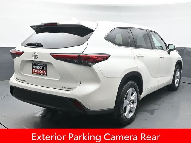2021 Toyota Highlander LE