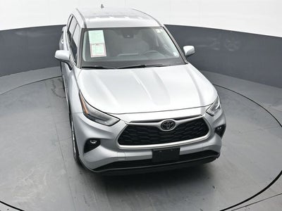 2022 Toyota Highlander LE