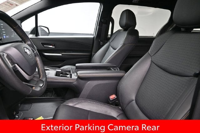 2025 Toyota Sienna Woodland Edition 7 Passenger
