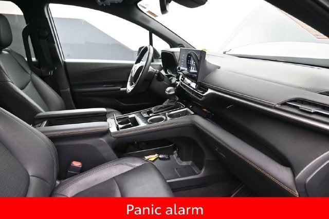 2025 Toyota Sienna Woodland Edition 7 Passenger