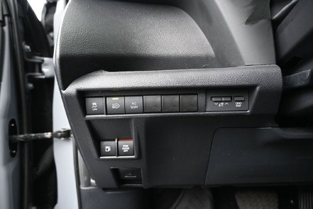 2025 Toyota Sienna Woodland Edition 7 Passenger