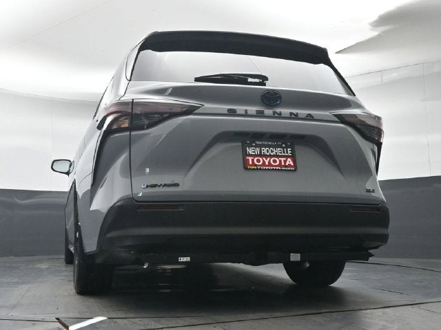 2025 Toyota Sienna Woodland Edition 7 Passenger