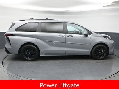 2025 Toyota Sienna Woodland Edition 7 Passenger
