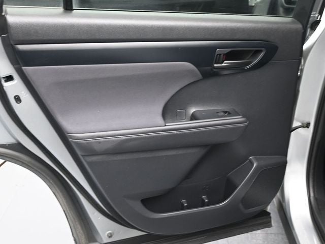 2020 Toyota Highlander L