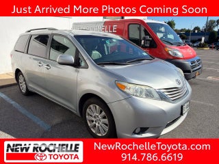 2016 Toyota Sienna XLE 7 Passenger