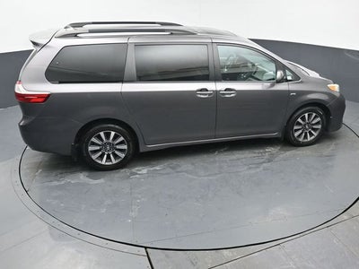 2018 Toyota Sienna XLE 7 Passenger
