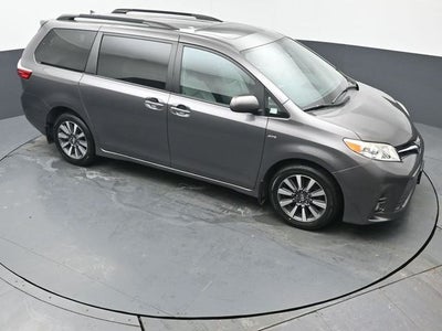 2018 Toyota Sienna XLE 7 Passenger