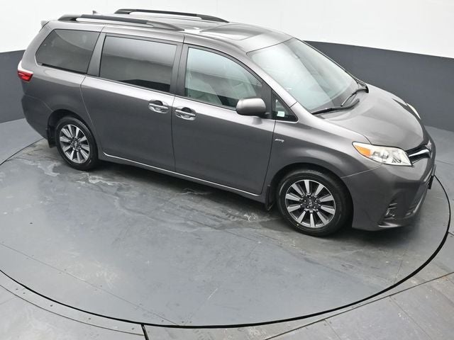 2018 Toyota Sienna XLE 7 Passenger