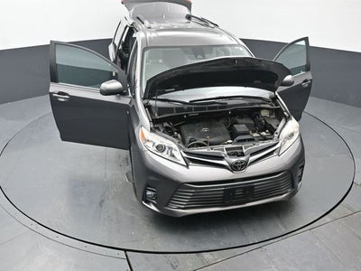 2018 Toyota Sienna XLE 7 Passenger