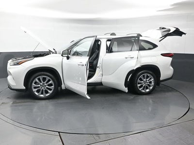 2022 Toyota Highlander Limited