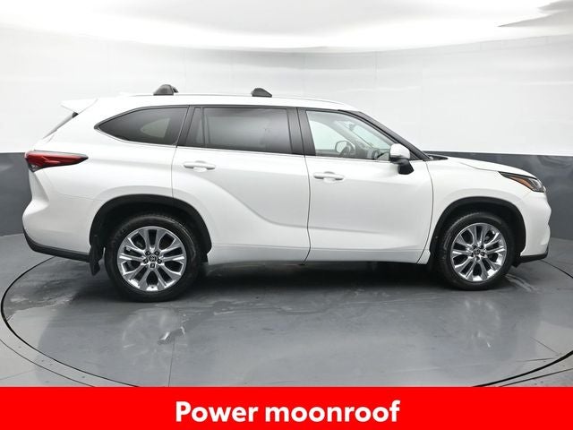 2022 Toyota Highlander Limited