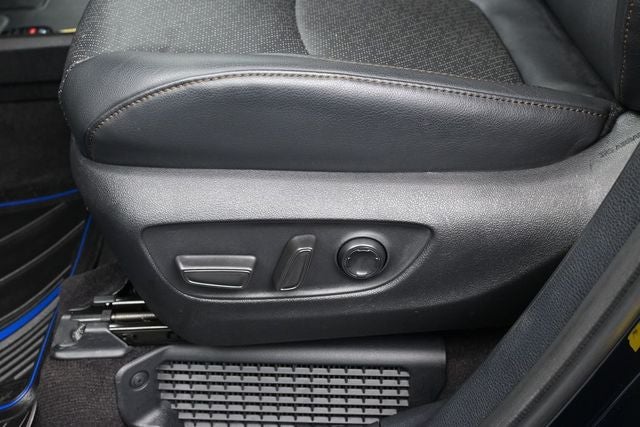 2025 Toyota Sienna Platinum 7 Passenger