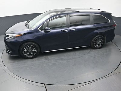 2025 Toyota Sienna Platinum 7 Passenger
