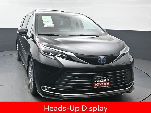 2024 Toyota Sienna Platinum 7 Passenger
