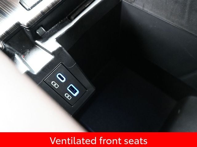 2024 Toyota Sienna Platinum 7 Passenger