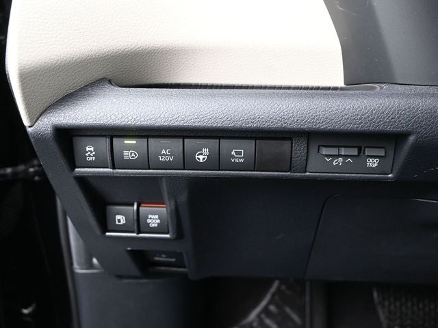 2024 Toyota Sienna Platinum 7 Passenger