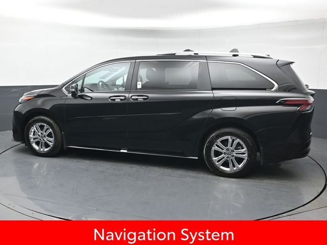 2024 Toyota Sienna Platinum 7 Passenger