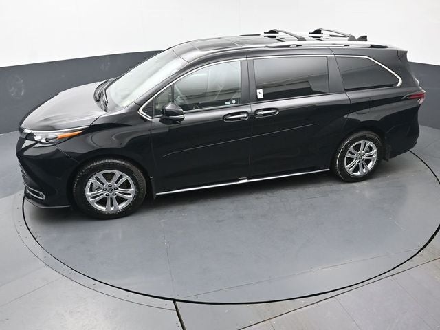 2024 Toyota Sienna Platinum 7 Passenger