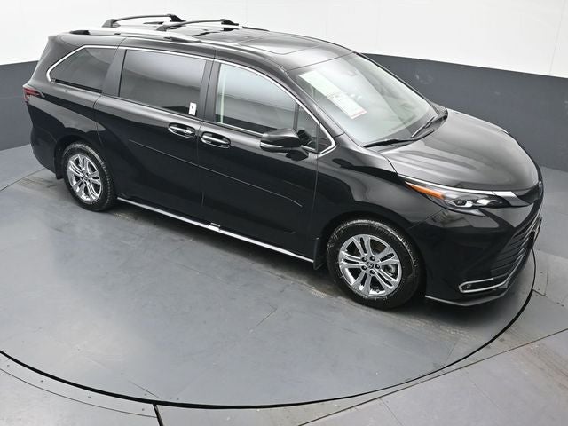 2024 Toyota Sienna Platinum 7 Passenger